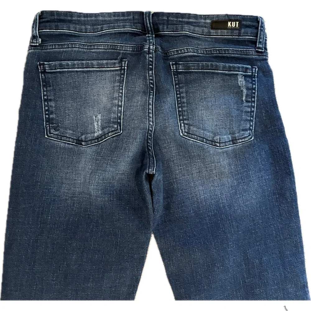 Kut from the Kloth Jeans Women’s 6 Blue Catherine Boyfriend Distressed LIKE NEW!